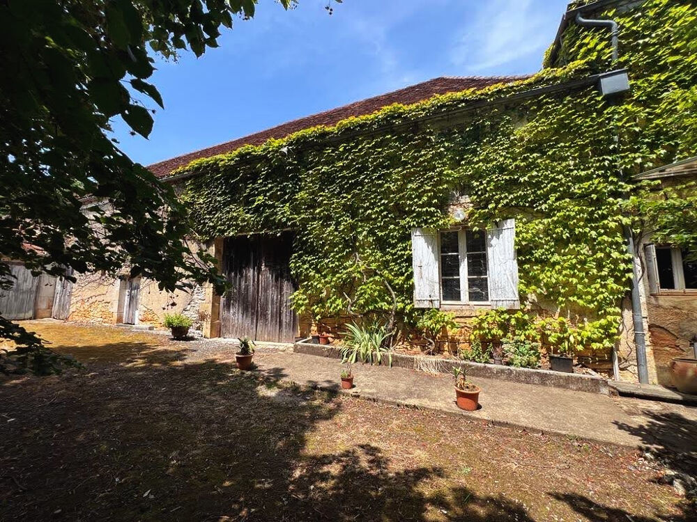 Vente Propriété/Château Maison de Maitre à Coulaures 7 pièce(s) 160 m2 Coulaures