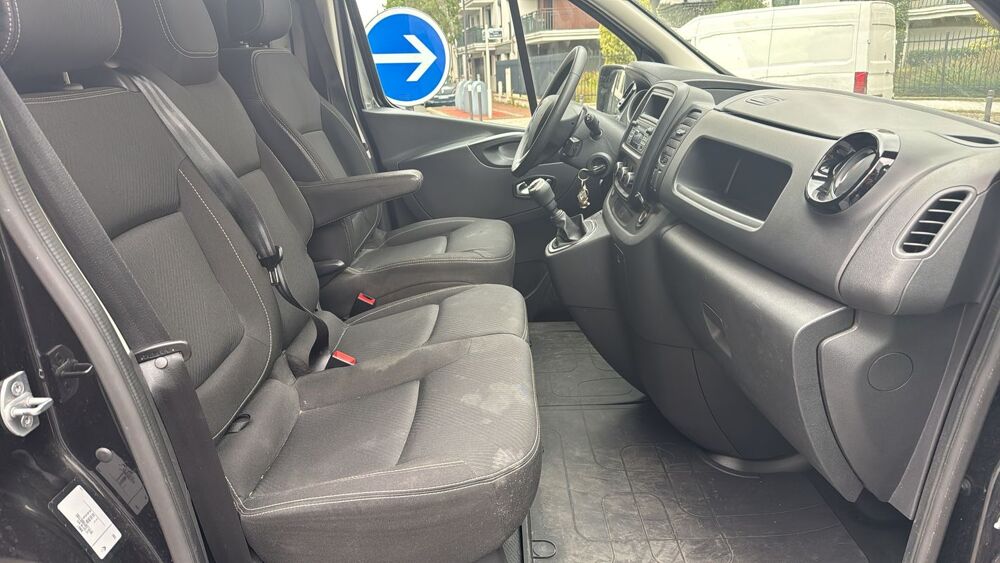 Trafic VU 2.0 dCi 120 Grand Confort 2021 occasion 92160 Antony