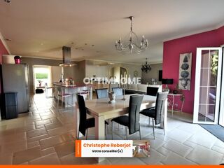  Maison � vendre 12 pi�ces 261 m�