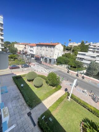  Immeuble  vendre 2 pices 59 m