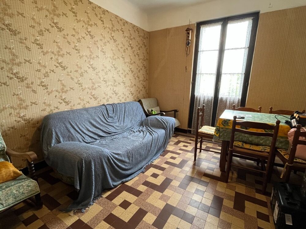 Appartement à vendre 5 pièces avec grand grenier à BAGNOLS EN FORET (83)