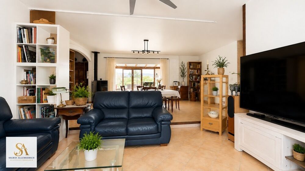 Vente Maison VILLARDONNEL – Villa de plain-pied avec garage, 4 chambres et bureau, sur un terrain de 3 577 m² avec vue dégagée sur la Montagn Villardonnel