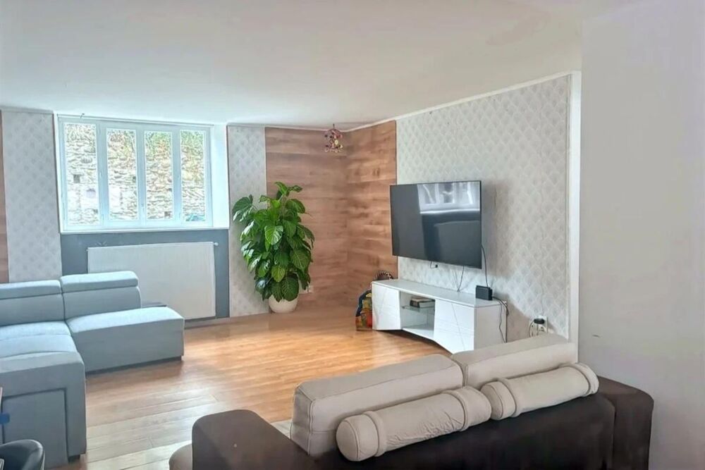 Vente Appartement OLORON-SAINTE-MARIE (64400) – INVESTISSEUR – APPARTEMENT  EN DUPLEX – 3 CHAMBRES – 1 BUREAU - 159 m² – JARDIN ET GARAGE – BAIL E Oloron sainte marie