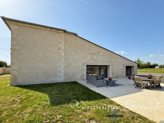  Propriété/château à vendre 7 pièces 250 m²