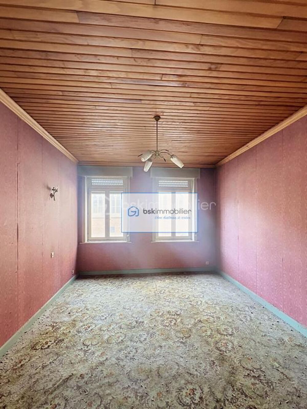 Vente Immeuble IMMEUBLE À RENOVER – FORT POTENTIEL D'INVESTISSEMENT – HYPERCENTRE D'HALLUIN Halluin
