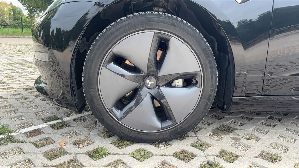 Model 3 306 RWD Long Range - Entretien constructeur 2019 occasion 84100 Orange