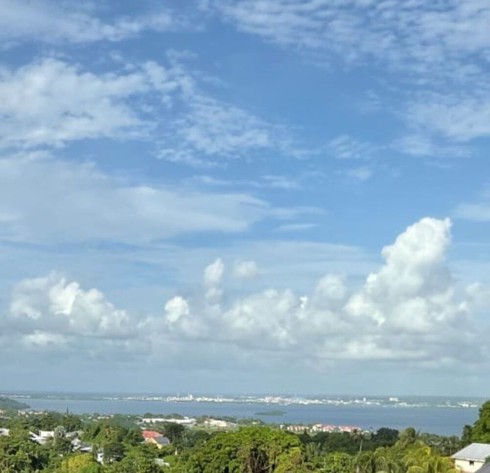 Vente Villa VUE MER PANORAMIQUE SUPERBE VILLA PISCINE 1260 M² DE TERRAIN Petit bourg