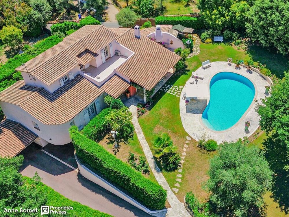 Vente Villa Villa 7 pièces 300 m2 avec parc paysager et piscine - LE ROURET Le rouret