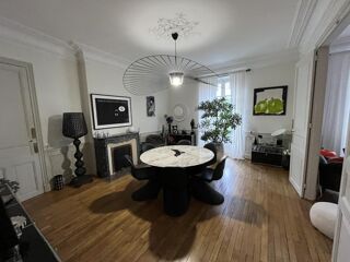  Appartement à louer 4 pièces 178 m²