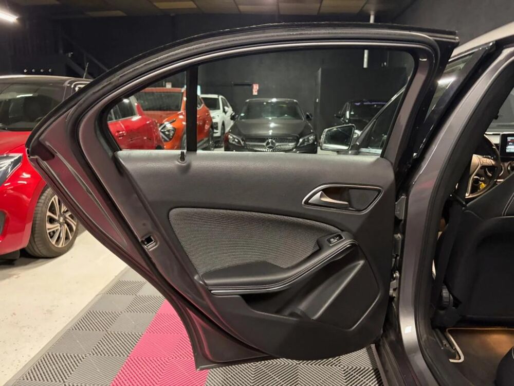 Classe A 180 CDI BlueEFFICIENCY Inspiration 7-G DCT 2015 occasion 87280 Limoges
