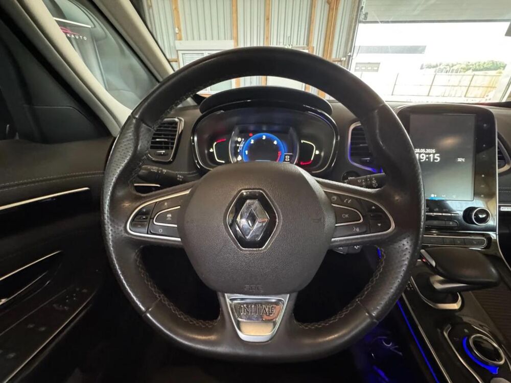 Espace V dCi 160 Energy Twin Turbo Initiale Paris EDC 2016 occasion 56120 Les Forges De Lanouee
