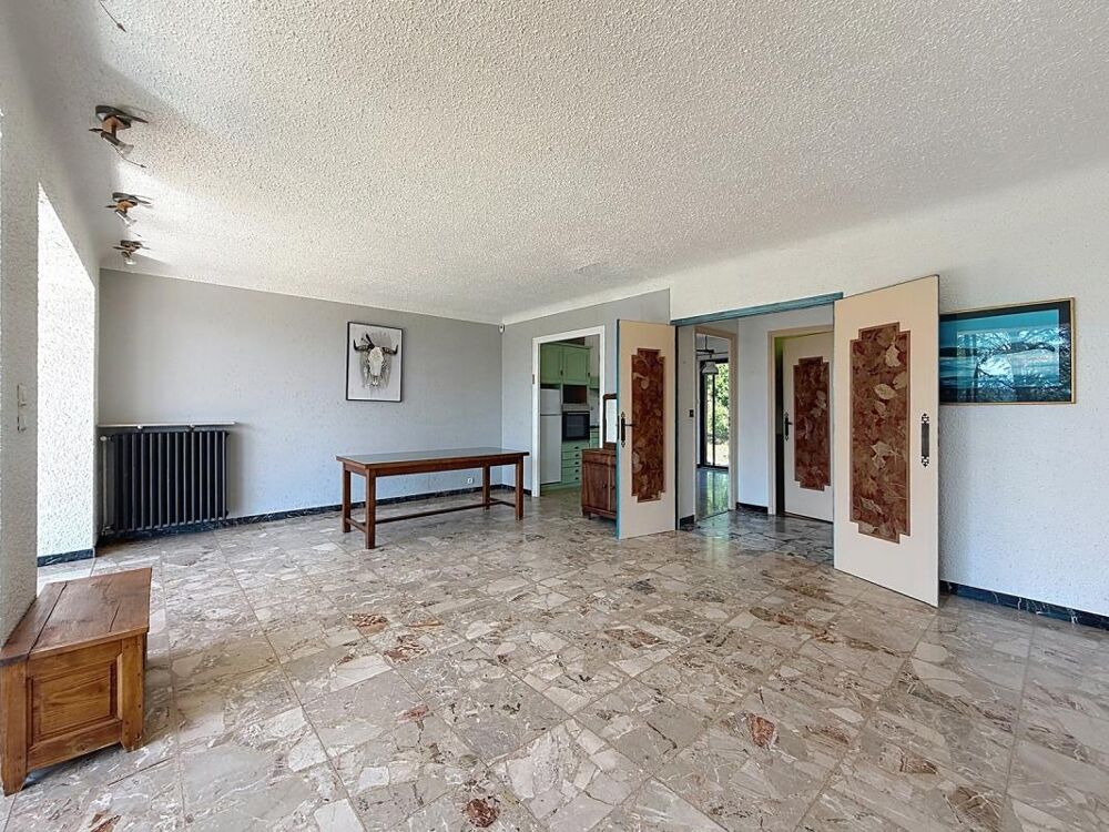 Location Maison Maison 170m² - 3 chambres - Piscine et jardin Alix