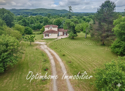   Maison familiale de 189 m avec parc arbor et accs direct au Lot Maison - 6 pice(s) - 189 m