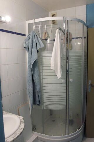  Appartement à louer 1 pièce 28 m²