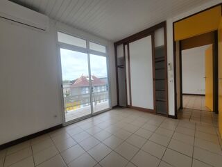  Appartement à louer 4 pièces 70 m²