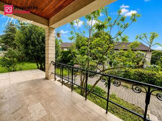  Maison � vendre 8 pi�ces 240 m�