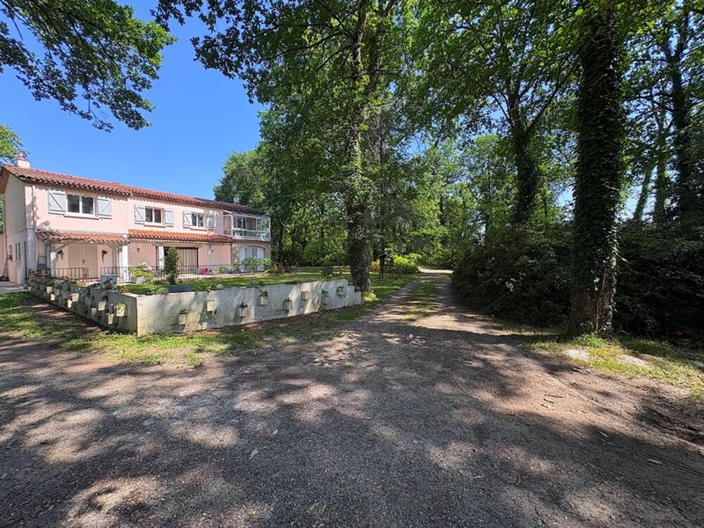 Maison 6 pièces 234 m² · à Benquet · 234 m² · 412 800 €