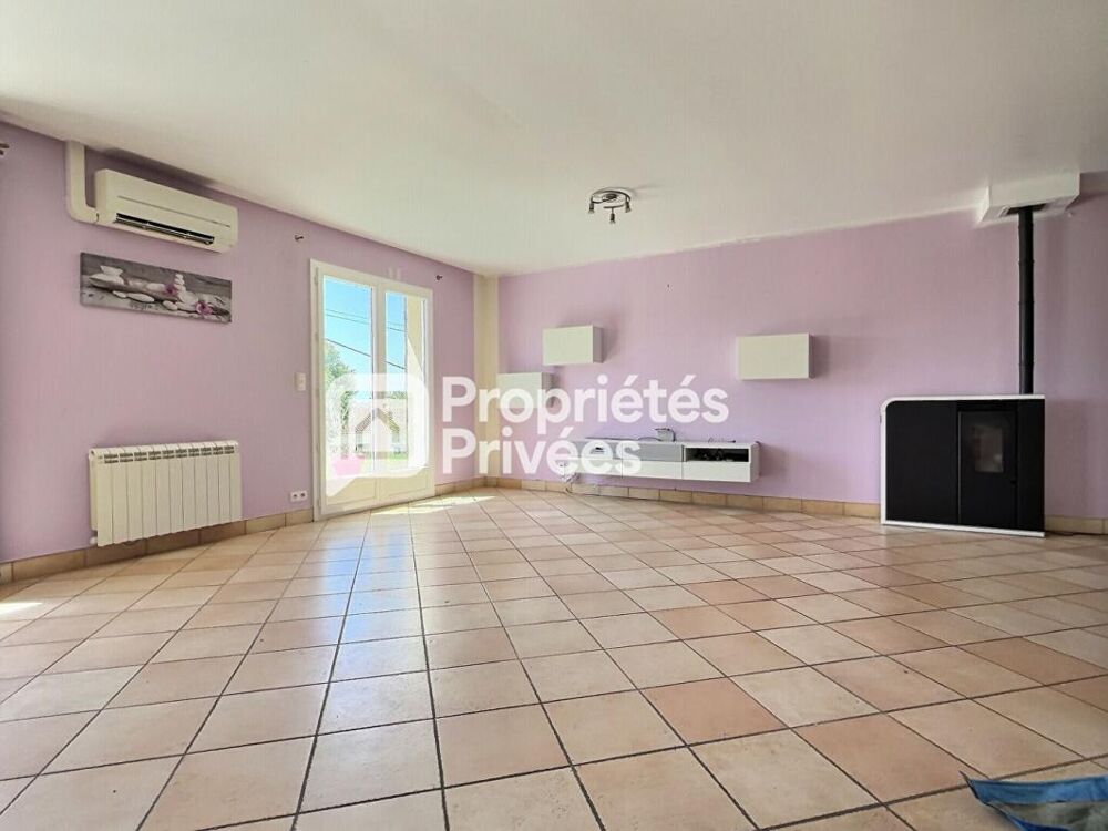 Maison T4/5 avec 3 ch., spacieux garage et abri pour camping-car au calme sur COMBERANCHE-ET-EPELUCHE (24600)