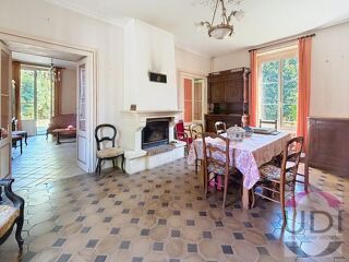  Propriété/château à vendre 7 pièces 176 m²