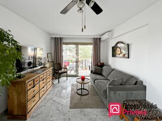 Vente Appartement Appartement traversant avec terrasses, garage et cave Cagnes sur mer