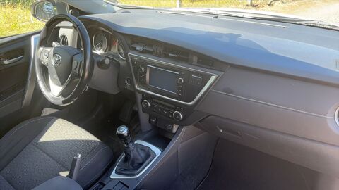 Auris 1.4 D-4D 90 Business 2015 occasion 35420 Louvigne Du Desert