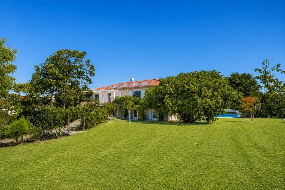 Vente Maison Maison de 8 pièces de 166 m² à Viry Viry