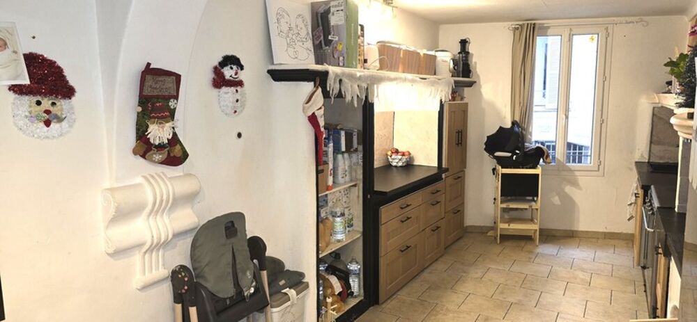 Maison de village T4 de 80,6 m2 avec garage et terrasse tropézienne