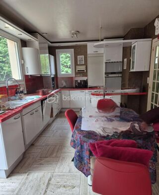  Propri�t�/ch�teau � vendre 7 pi�ces 213 m�