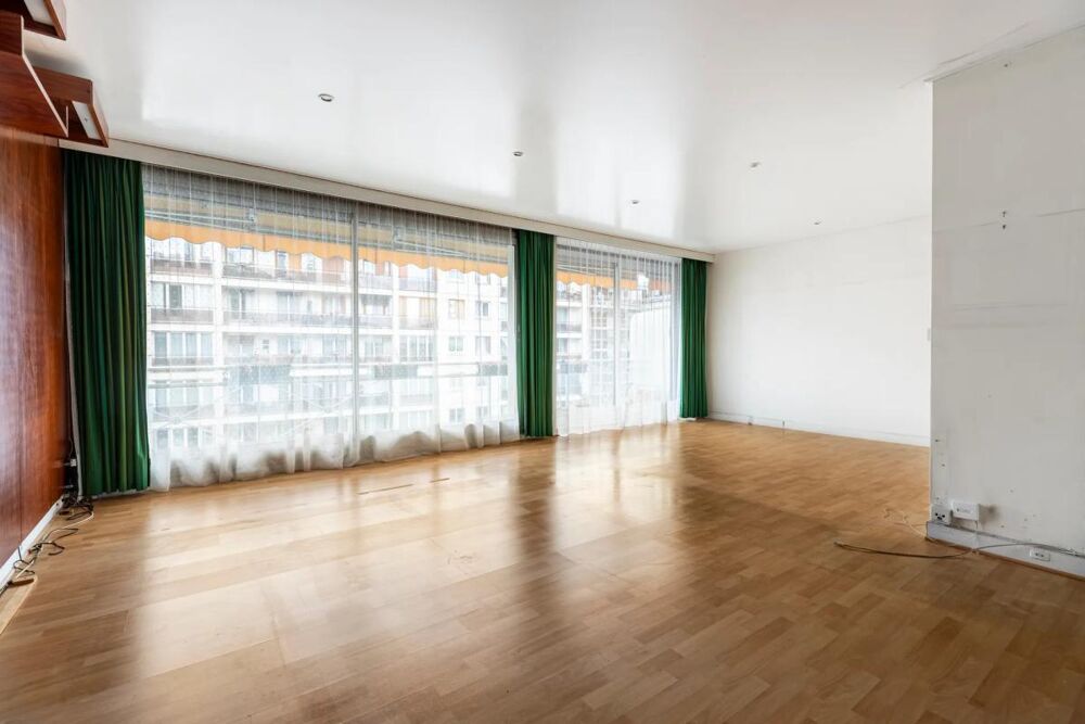 Appartement 4 pièces 107 m² · à Levallois Perret · 107 m² · 914 000 €
