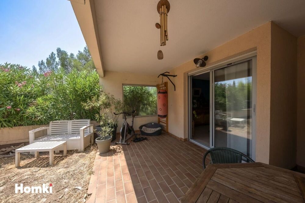 Appartement T3 de 61 m² à Saint-Raphaël 83700