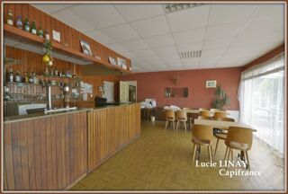  Immeuble à vendre 1040 m²