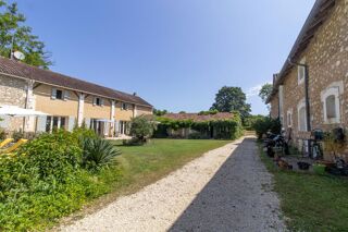  Maison � vendre 10 pi�ces 250 m�