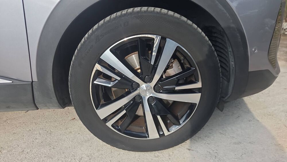 3008 II 1.6 THP 300 Hybrid4 EAT8 Gt Pack - Entretien constructeur 2021 occasion 06220 Vallauris