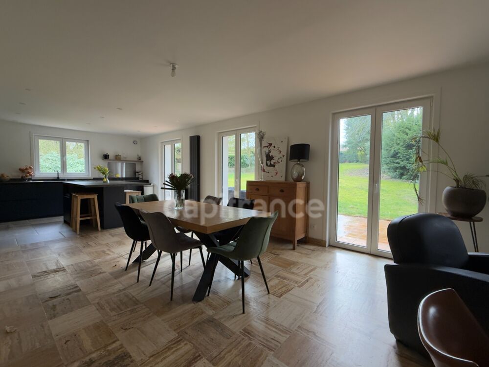 MAISON INDIVIDUELLE MONTAGNE DE WERVICQ SUD  176 m²  5 CHAMBRES  GRAND JARDIN 2 500 m²  DOUBLE GARAGE  ENVIRONNEMENT CALME