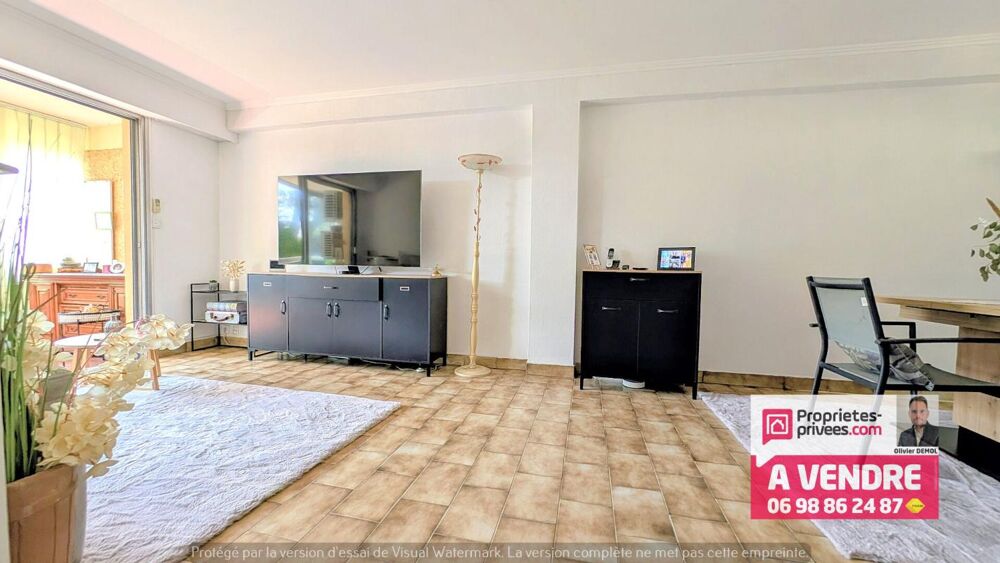 Vente Appartement BEAU 2 PIECES 45 m² avec CAVE ET PARKING - CENTRE VILLE AU CALME Cannes la bocca