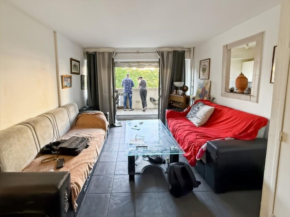 SEVRAN (93)  T2 45 m² avec balcon sans vis-à-vis, ascenseur, parking et RER B