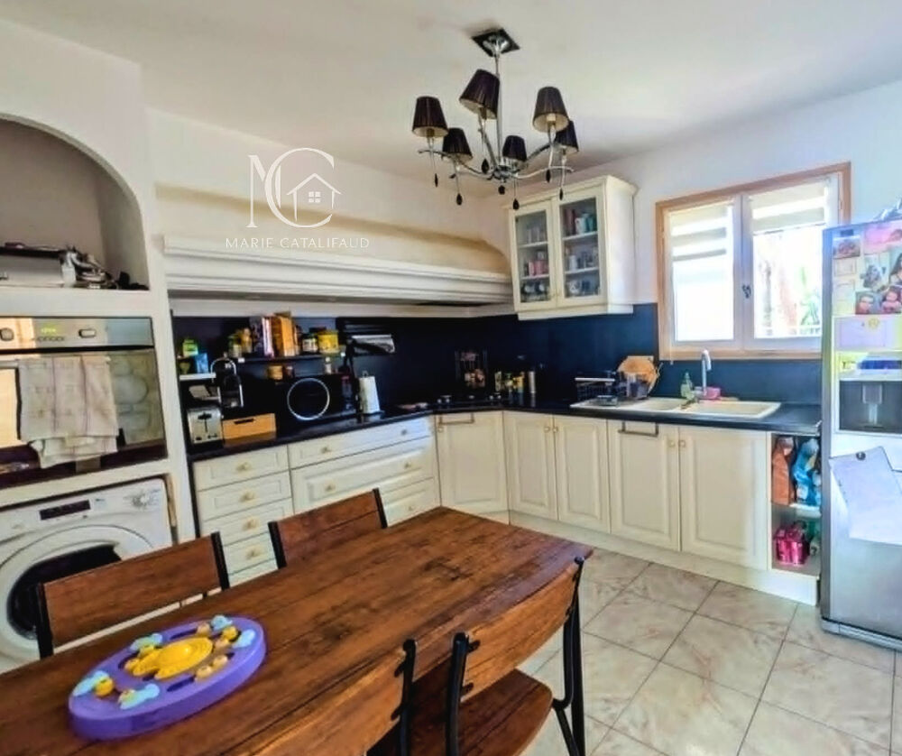 Vente Maison Maison de plain-pied + 2P indépendant - piscine Roquebrune sur argens