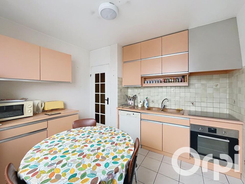 Location Appartement A louer T4 (3 chambres) meublé au 83 Rue Philippe FABIA 69008 LYON Lyon 8