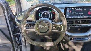 500 I 118 42kWh Icone - Automatique 2022 occasion 38270 Primarette