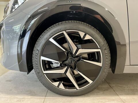 208 II (2) 1.2 HYBRID 145 DCS6 GT 2025 occasion 52000 Chamarandes-Choignes