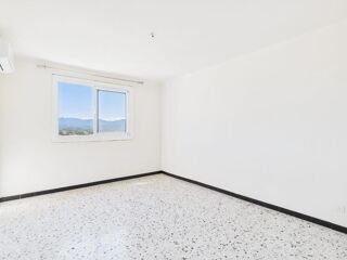  Appartement  vendre 2 pices 56 m