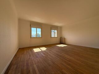  Appartement à vendre 2 pièces 64 m² Falaise