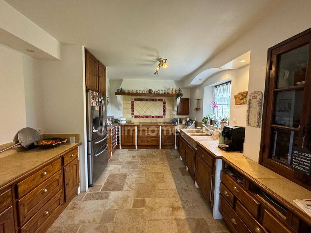  vendre  Proprit/chteau Aiglun (04510)