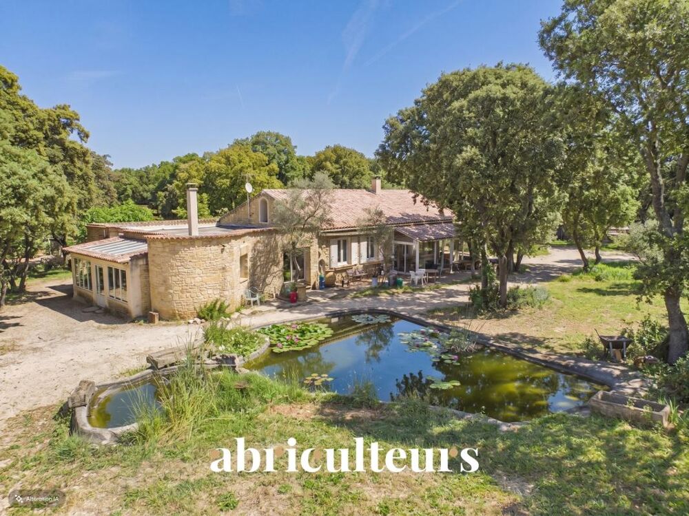 Vente Maison Maison en pierre de 254 m² en vente à Grans (13250) Grans