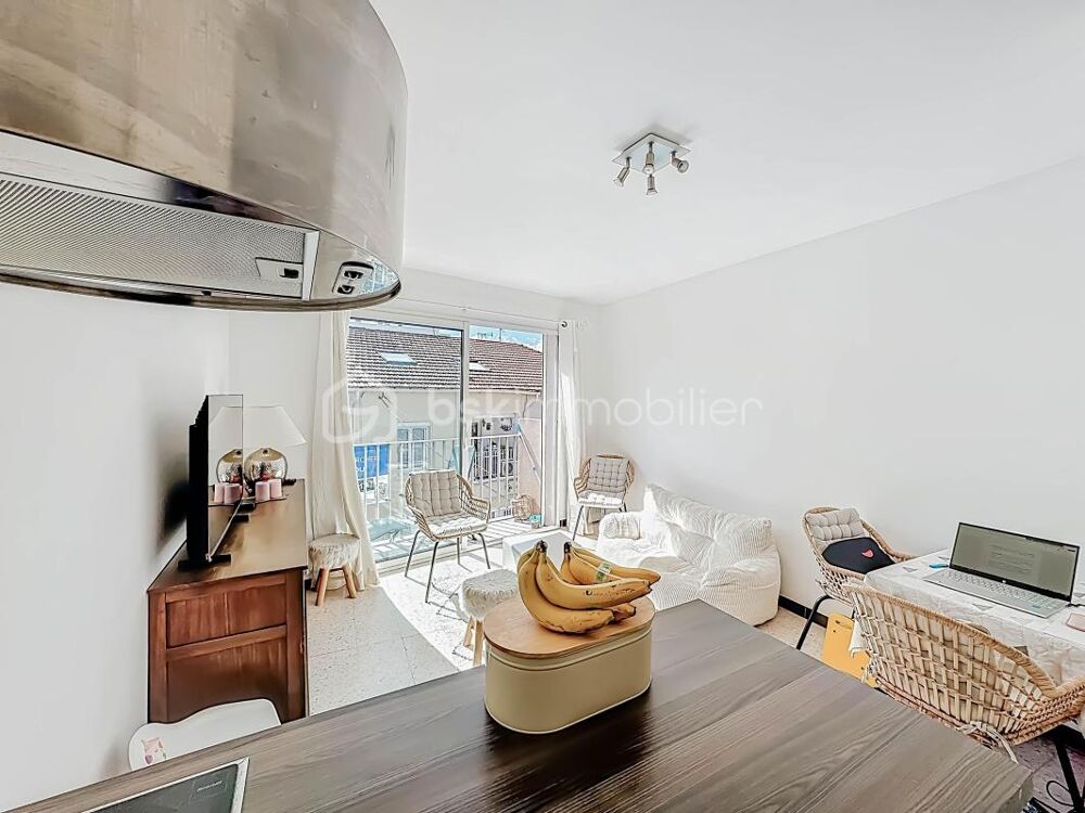 Appartement 3 pièces avec vue canal, balcon, parking et cave  Palavas-les-Flots, centre-ville