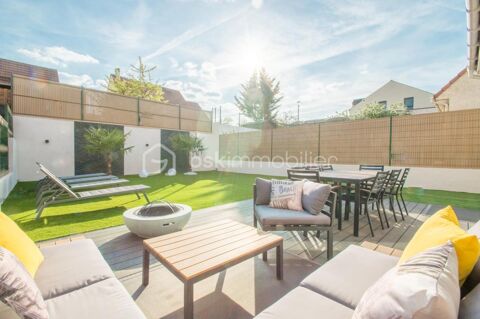   MAISON MEUBLEE AVEC JARDIN ET GARAGE AU CENTRE VILLE Maison - 6 pice(s) - 94 m