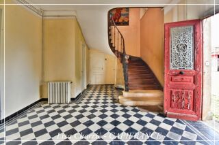  Propriété/château à vendre 14 pièces 215 m²