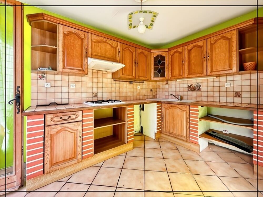 Maison avec jardin SANS VIS-À-VIS  centre village  2 ch + bureau