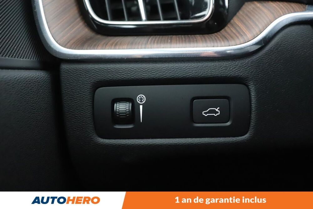 XC60 2.0 B4 Business Executive Geartronic 8 197 ch 2020 occasion 92130 Issy-les-Moulineaux