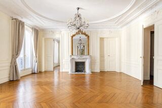  Appartement à vendre 6 pièces 166 m²